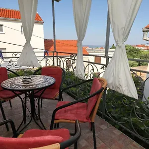 apartment-rimanic.hotelinzadar.com/